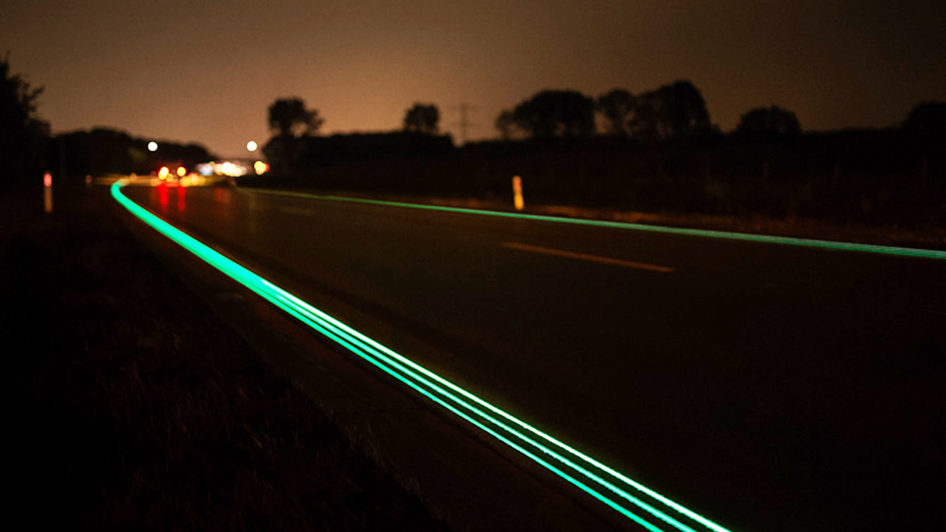 glow in the dark paint for highway